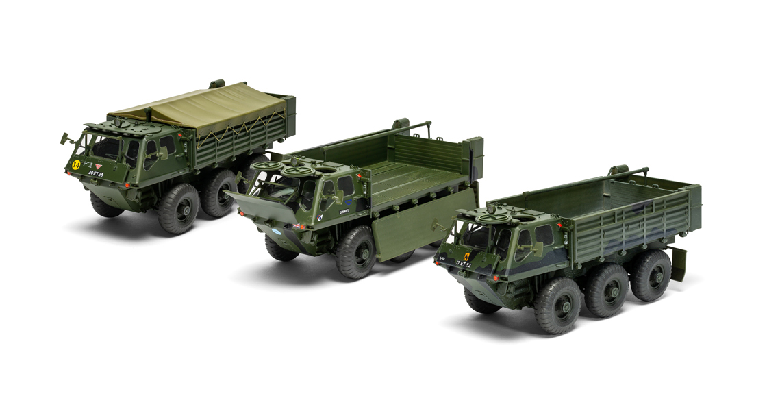 F_The_new_Alvis_FV620_Stalwart_Ml2_British_Army_model_kit_from_Airfix_is_an_armoured_fighting_vehicle_model_of_distinction.jpg