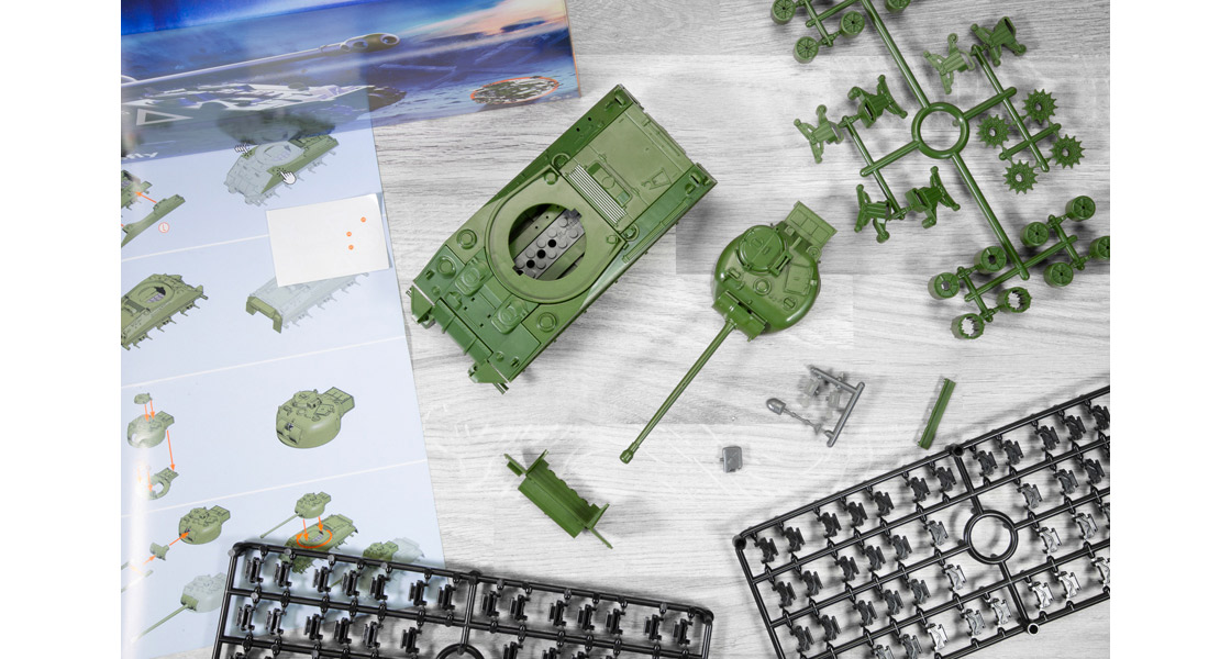 L_Airfix_Quickbuild_range_introduces_new_tooling_examples_of_the_Tiger_1_and_Sherman_Firefly_into_the_2024_range_Airfix_Quickbuild_takes_to_the_battlefield.jpg