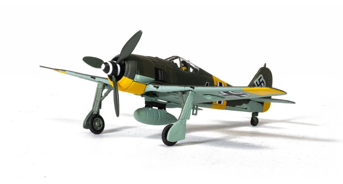 K_A_tale_of_two_Ford_Escort_XR3i_models_and_Otto_Kittel_masters_the_fearsome_Focke_Wulf_Butcher_Bird_in_the_Latest_edition_of_the_Corgi_blog.jpg