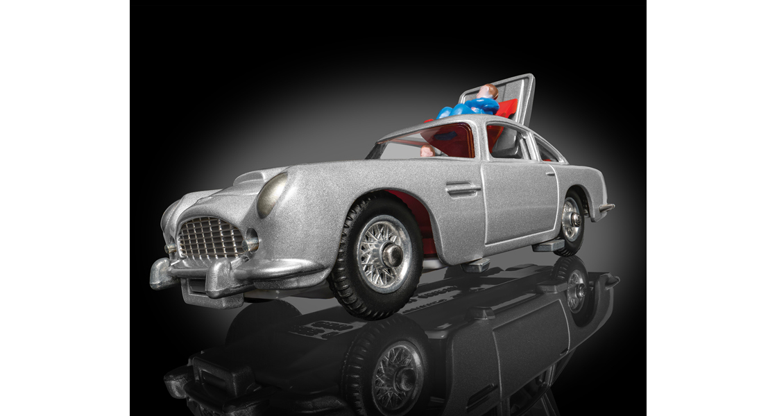 E_The_latest_collection_of_new_Corgi_models_includes_two_of_the_most_successful_diecast_model_cars_of_all_time_the_Batmobile_and_James_Bonds_Aston_Martin_DB5.jpg