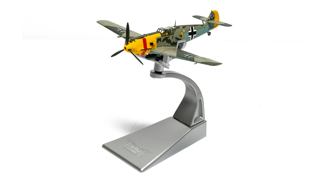 U_Corgi_Battle_of_Britain_85th_Anniversary_model_collection_complete_with_the_release_of_the_new_Messerschmitt_Bf109E_Jabo.jpg
