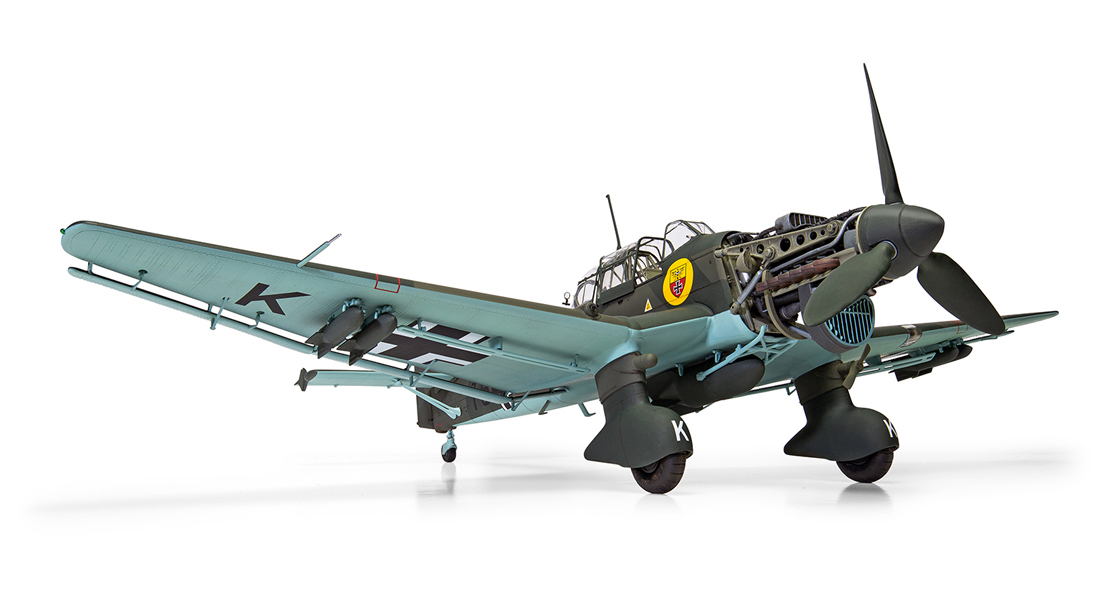 H_Another_clash_of_Airfix_Superkit_titans_as_the_Vintage_Classics_model_kit_range_boasts_the_addition_of_the_Junkers_Ju87B_Stuka_in_Battle_of_Britain_and_Desert_Air_War_schemes.jpg