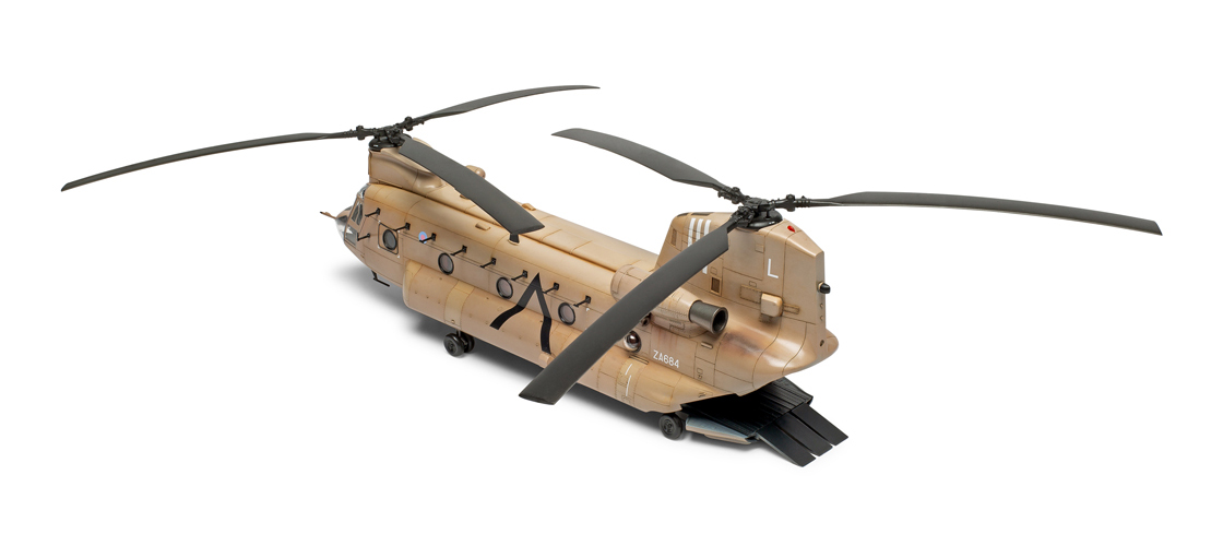 N_Airfix_prepare_to_launch_the_new_RAF_Boeing_Chinook_HC1_scale_model_kit_as_the_latest_new_tooling_addition_to_the_2024_Airfix_model_kit_range.jpg